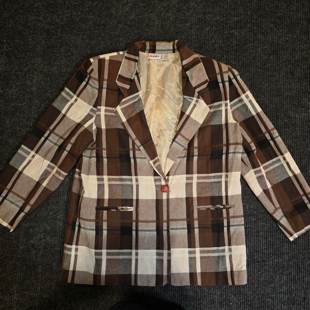 vintage 1980s Limited edition plad blazer by units. womans size Large
